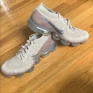 Nike AirMax limited rose color edition